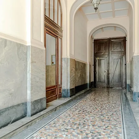 Appartamento Guesthost - Comfortable Crocetta - *