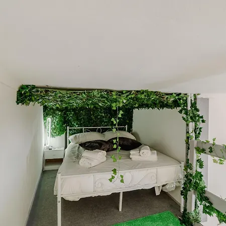 Guesthost - Comfortable Crocetta - Apartamento *