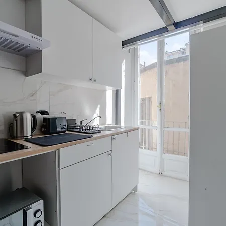 Guesthost - Comfortable Crocetta - Apartamento *