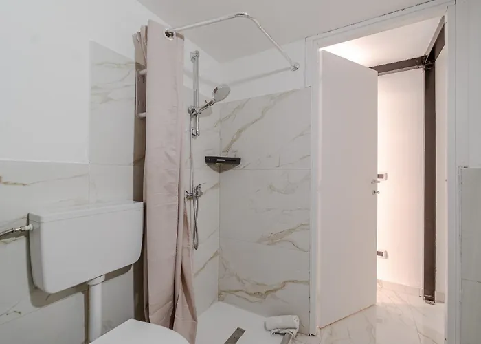 Apartment Guesthost - Comfortable Crocetta - Turin