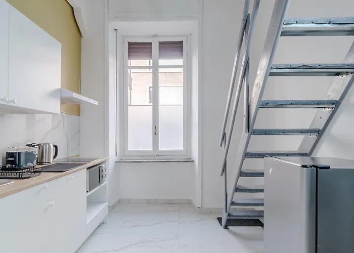 Guesthost - Comfortable Crocetta - Apartament *